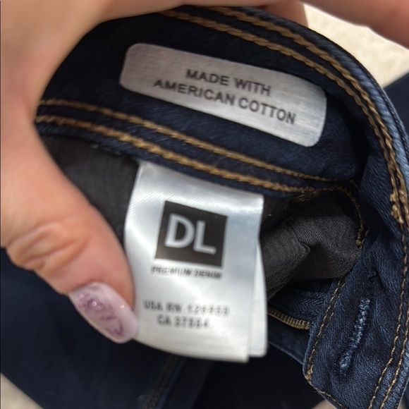 DL 1961 Dark Blue Women's Jeans - Picture 6 of 7